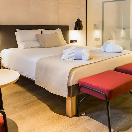 Novotel Hotel 4*