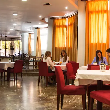 Pasarela Hotel Sevilla