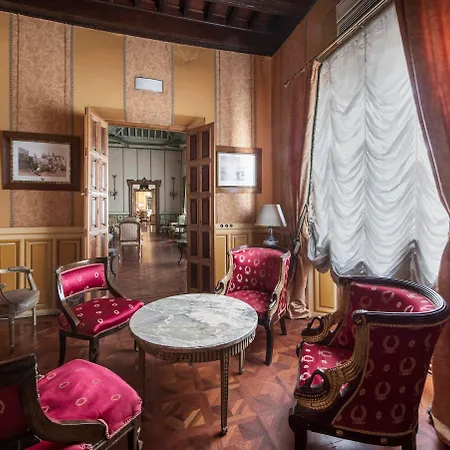 Casas De La Juderia 4*
