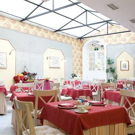 دونيا ماريا 4*