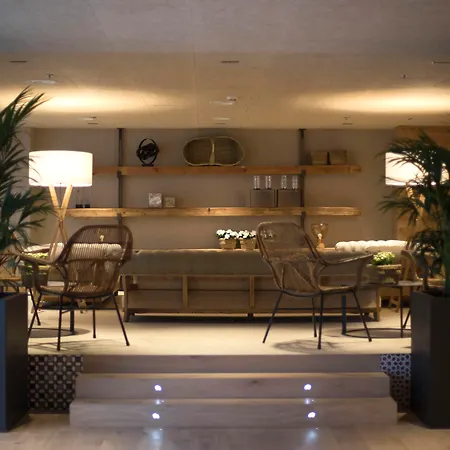 Zenit Hotel 4*