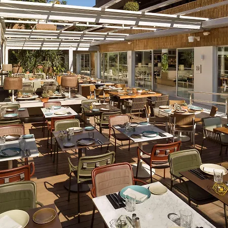 Hotel Melia Lebreros 4*