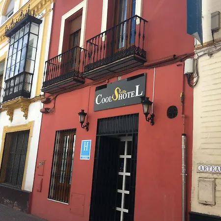 Cool Hotel