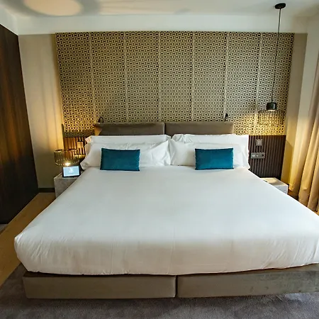Soho Boutique Catedral Hotel 4*