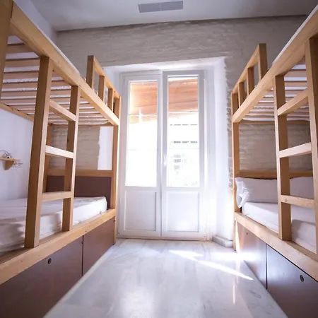 Hostel The Nomad Hostel&pension *