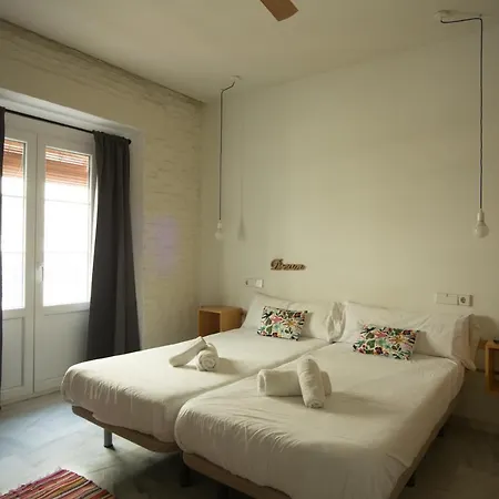 The Nomad Hostel&pension Hostel