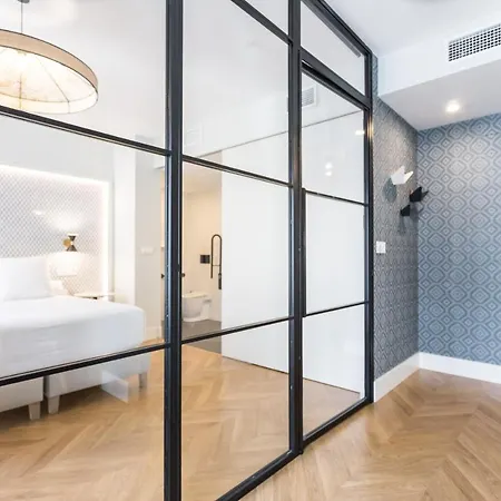 Eleven Real De La Carreteria, By Homing U Apartment *