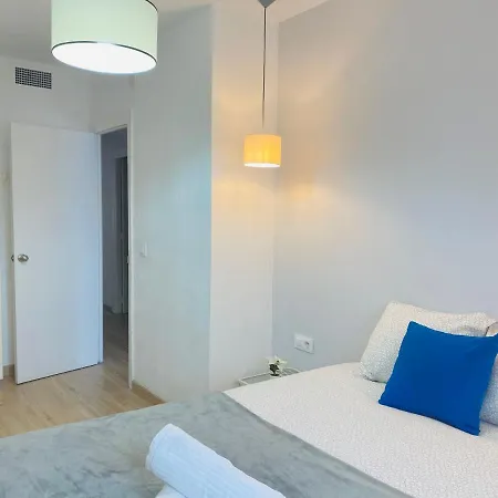 Betis A La Orilla Del Guadalquivir&vistas A La Giralda Apartamento