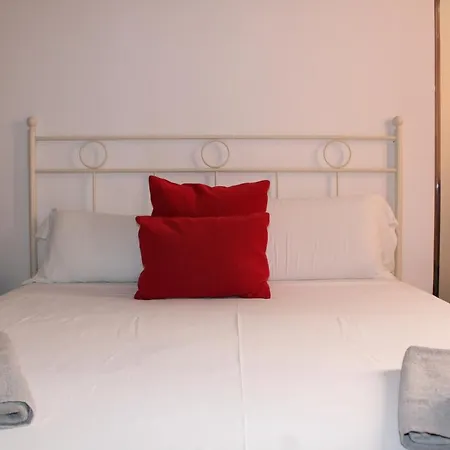 Olé - Albareda 24 Apartamento