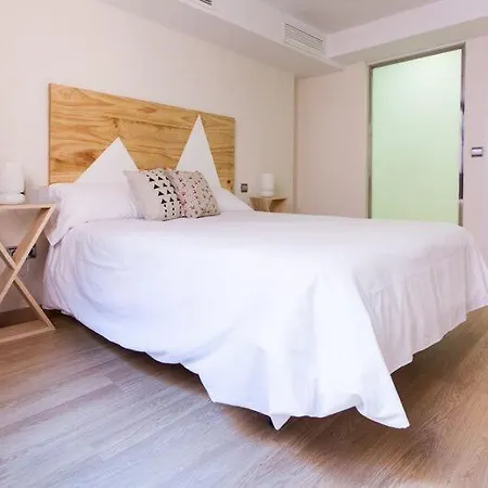Olé - Albareda 24 Apartamento