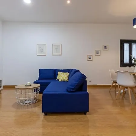 Jdcbi - Peaceful Lovely In Center Apartment