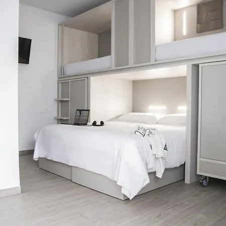 Room00 Salvador