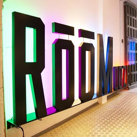 Room00 Salvador