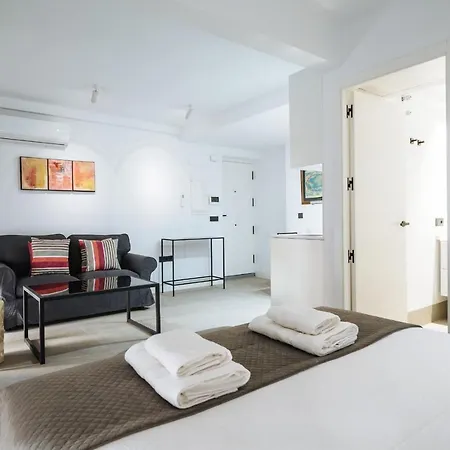 아파트 Montevideo 6 세비야