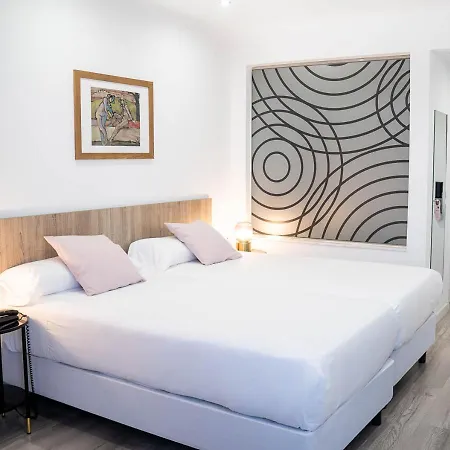 Pasarela Hotel 4*