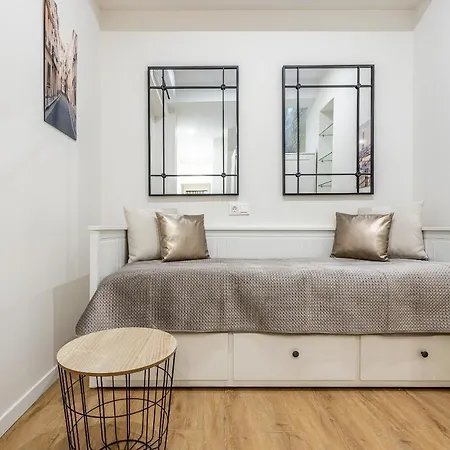 Apartamento La Joya De Santa Cruz Calle Virgenes 21 Sevilha