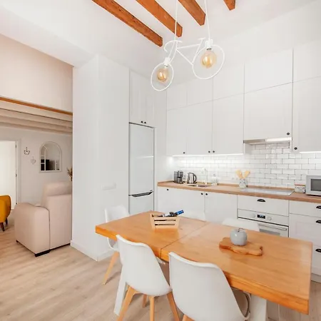 Apartamento Casa Valentina Ii: Confort Y Luz En Centro