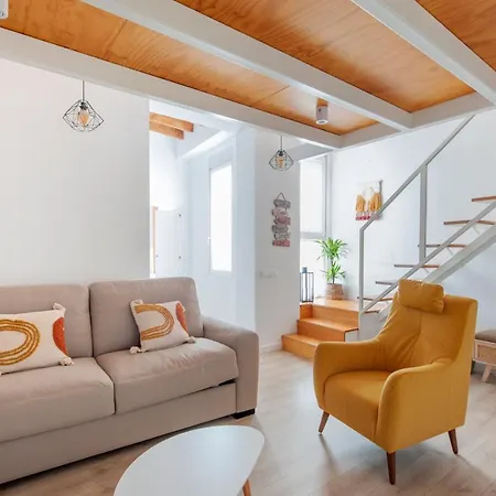 Apartamento Casa Valentina Ii: Confort Y Luz En Centro Sevilla