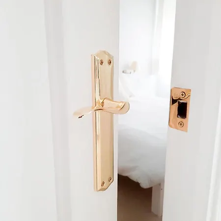 Apartment Torre Triana, Parking Free Gratis! *
