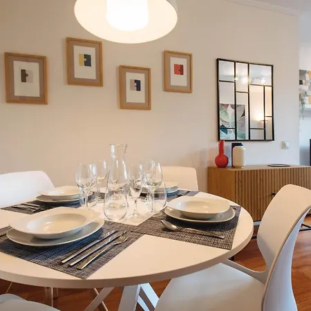 Puerta Del Principe - Free Parking Apartment *
