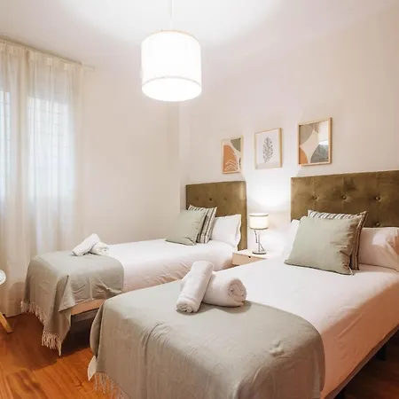 Puerta Del Principe - Free Parking Apartment *