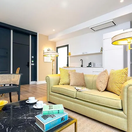 Appartement Genteel Betis 67 *
