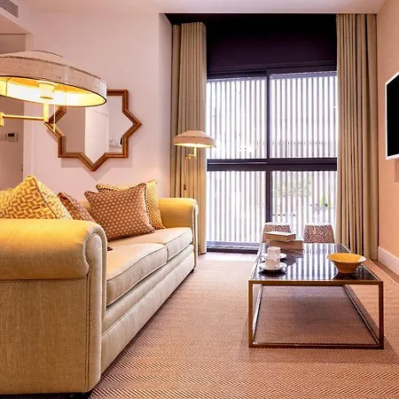 Genteel Betis 67 Appartement *