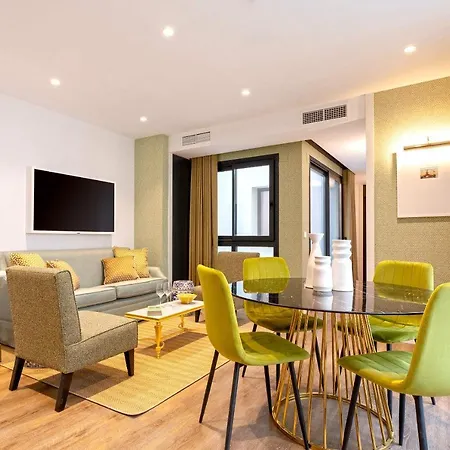 Appartement Genteel Betis 67 *