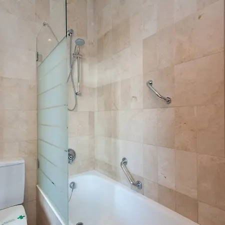 Hotell Derby 3*