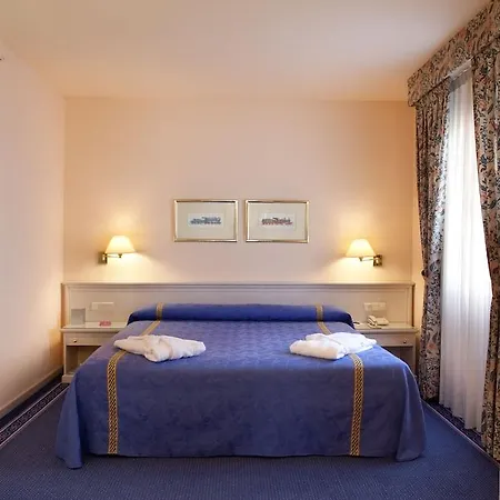 Ayre Hotel Siviglia