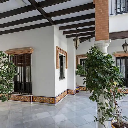 Santa Catalina Patio Andaluz Moderno * Seville