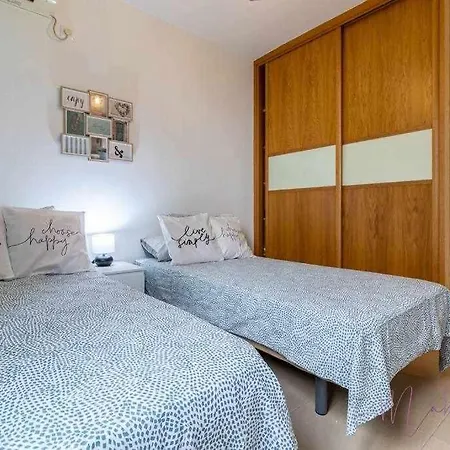 4 Apartamento En Estadio Sevilla 8 Plazas 3 Hab Y Metro Apartment *