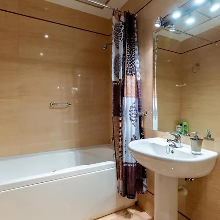 Center Of Seville! Luxury In Sevillian Manor House! Apartamento *