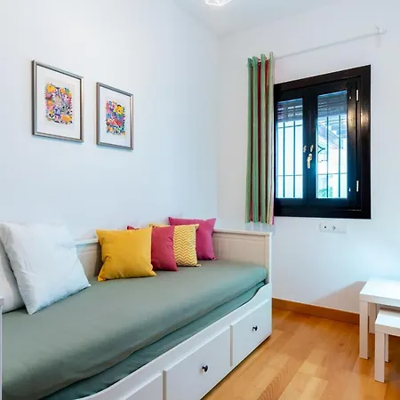 Center Of Seville! Luxury In Sevillian Manor House! Apartamento *