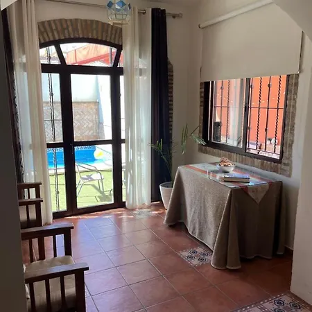 Casa Con Piscina Cerca De Holiday home
