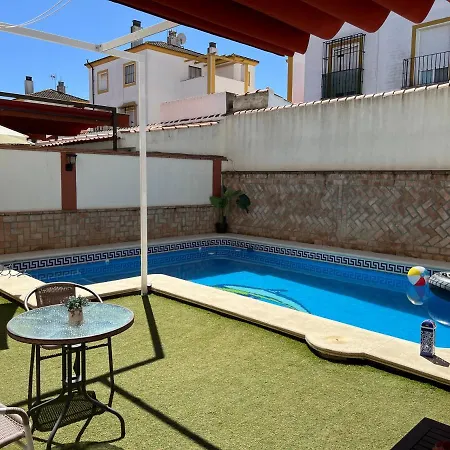 Holiday home Casa Con Piscina Cerca De *