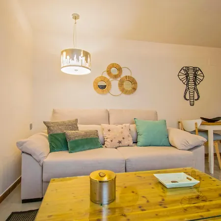 Acogedor Y Coquetisimo De Diseno Muy, Muy, Muy Centrico * Siviglia