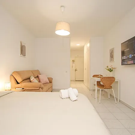 Wonderful 15m Walk To Giralda And Feria Apartment