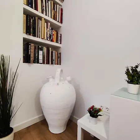 La Casa Del Artista A *