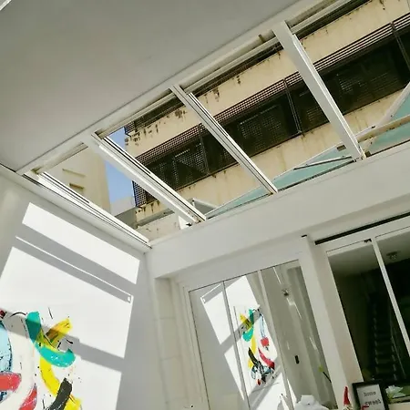 Duplex Center Parking Netflix Amazon Video Sevilla