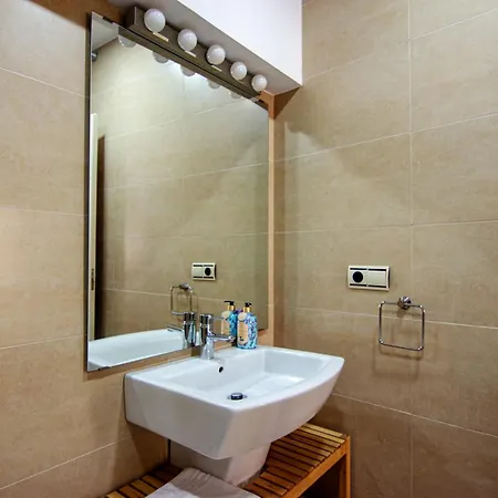 Apartment Rentalsevilla Manuel Santiago *