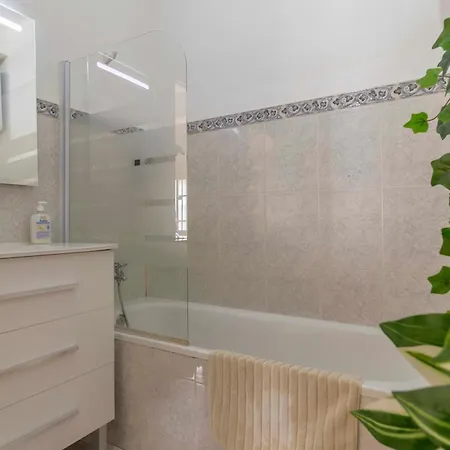 Apartment Los Remedios Seville