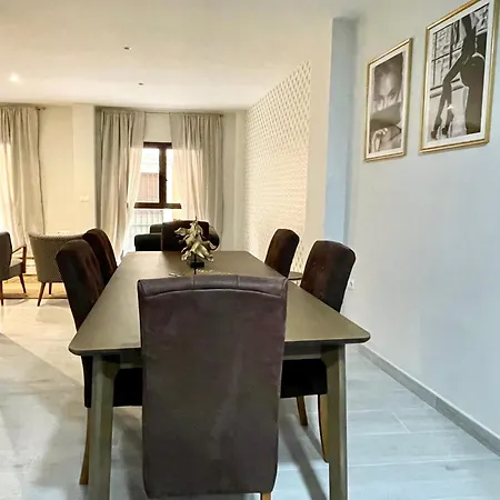 Eva Recommends Catedral Confort Apartment Seville