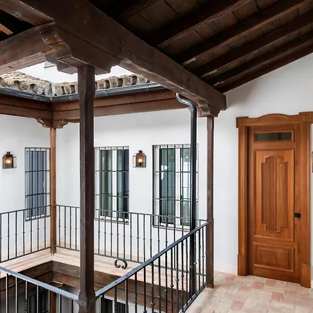 Casa Pilatos Luxury Apartments Seville