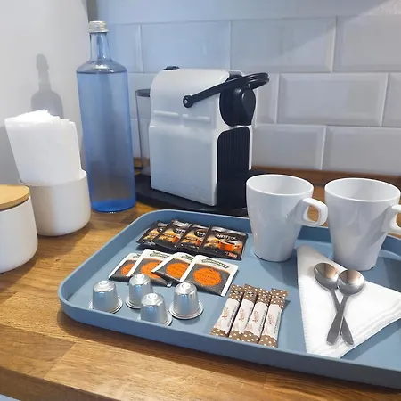 Precioso Nuevo En Centro 4pax Apartment *