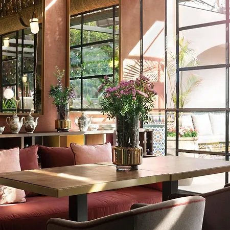 Fontecruz Seises Hotel 4*