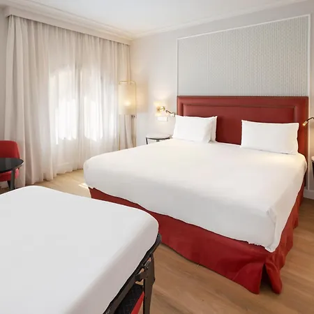 엑스 세비아 마카레나 4*