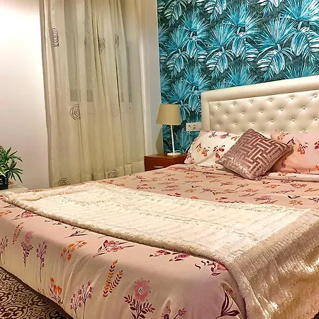 Apartment Violeta With Cozy Balcony *