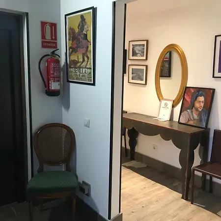 Aparthotel Urban House Siurot 33