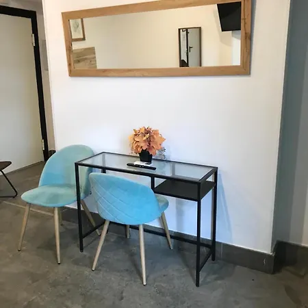 Aparthotel Urban House Siurot 33